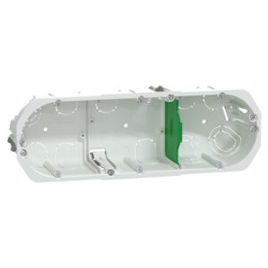 Multifix - 3 gangs box 67x50